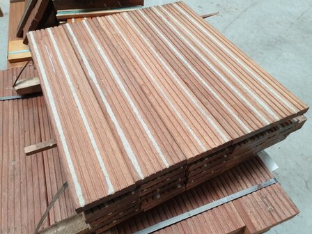 PARTIJTJE HARDHOUT VLONDER-STEIGER 29 stuks BASRALOCUS 28x145x760
